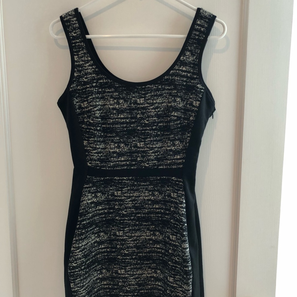 *NWT* Banana Republic SlimFitting Sheath Dress, 4P